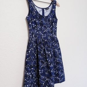 retrolicious constellation dress